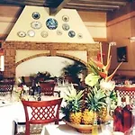 מלון La Maison Blanche 3*