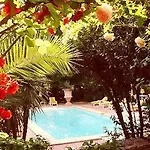 מלון La Maison Blanche 3*
