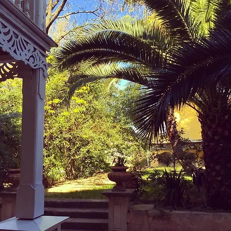 La Maison Blanche فندق 3*