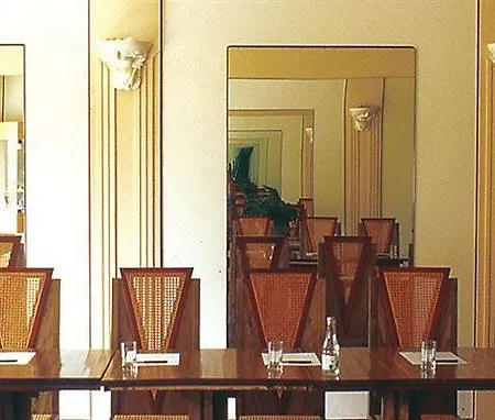 La Maison Blanche Hotel 3*