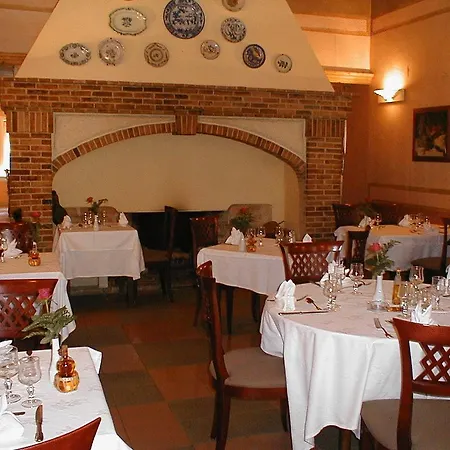La Maison Blanche Hotel