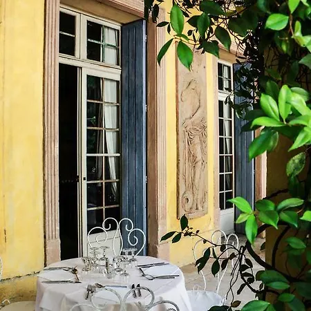 La Maison Blanche 3*
