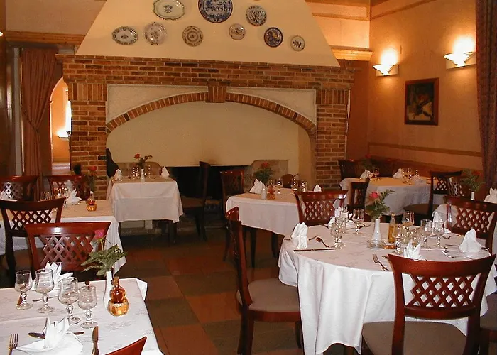 La Maison Blanche Hotel