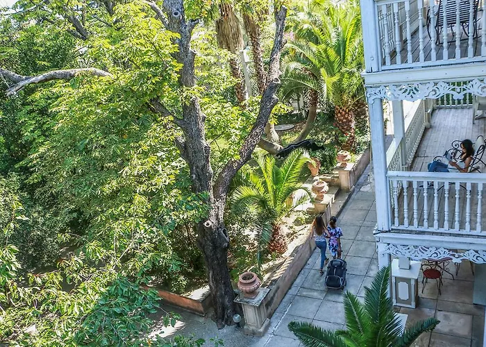 La Maison Blanche Hotel